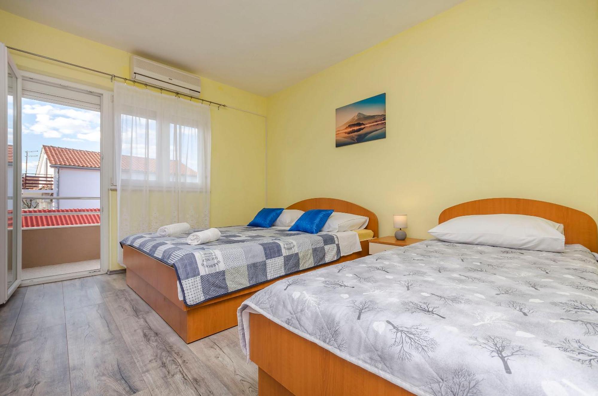 Apartments Rajka Vodice Exterior foto