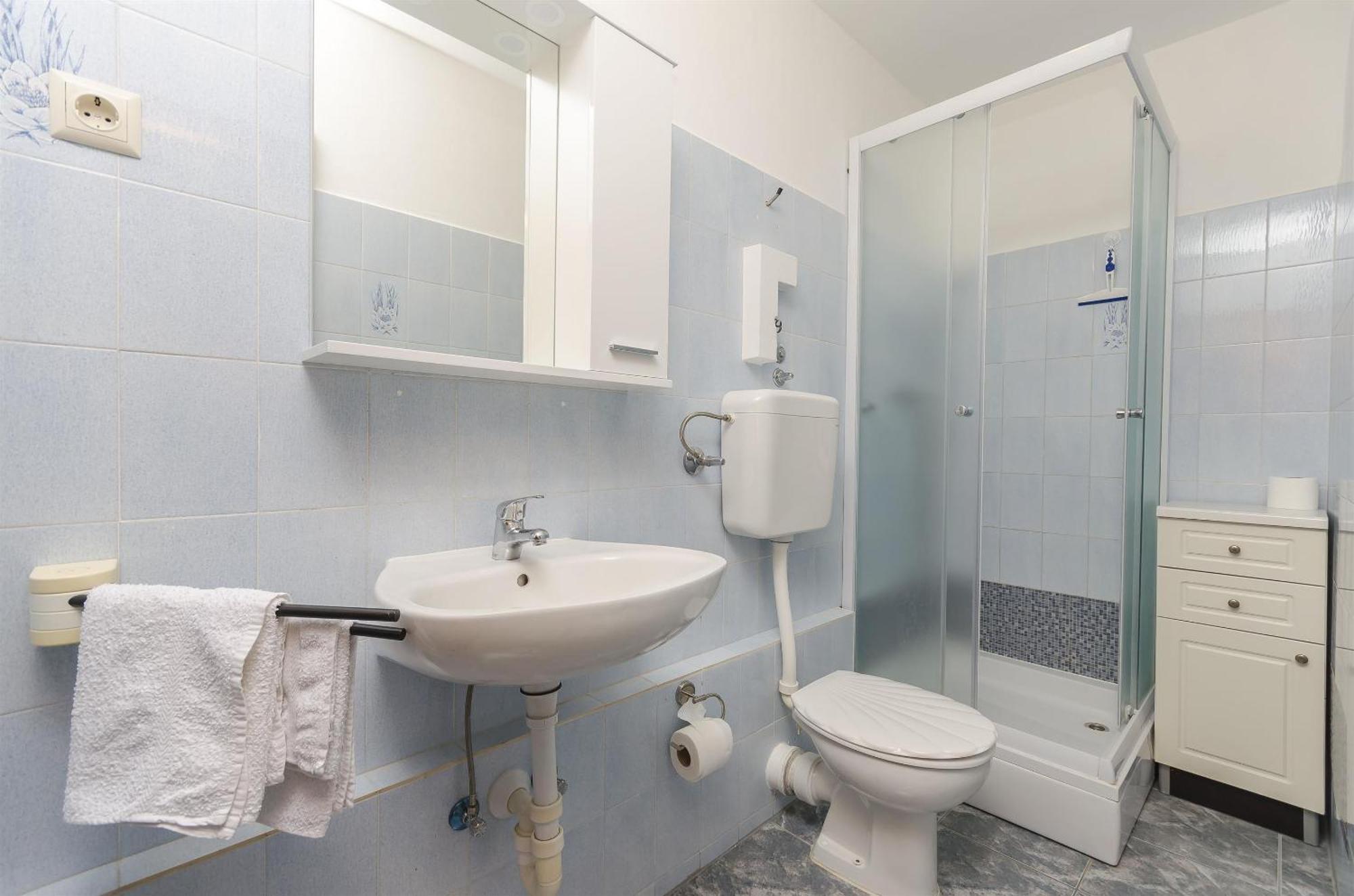 Apartments Rajka Vodice Exterior foto